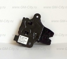 Замок крышки багажника седан Chevrolet Cruze