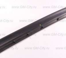 Уплотнитель капота Chevrolet Cruze