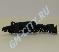 Кронштейн переднего бампера левый Chevrolet Cruze