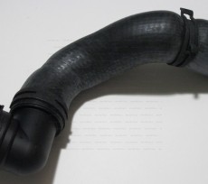 Патрубок радиатора правый Chevrolet Cruze