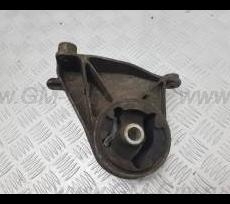 Подушка двигателя задняя Chevrolet Captiva C100
