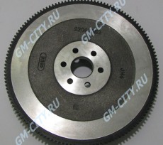 Маховик двигателя 2,4