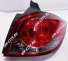 Фонарь задний правый хэтчбек
